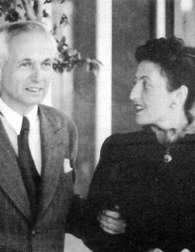 Alexander Mohr mit Elsa geb. Kahn um 1942